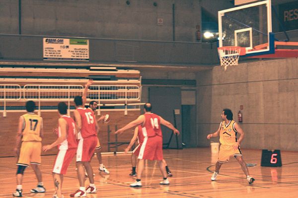 Doble derrota fuera de casa