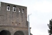 Roban cuatro focos de la iglesia del monasterio de  San Jorge de Azuelo