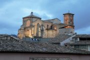 San Miguel de Estella y Santa María de Eunate son los templos que atraen más turistas