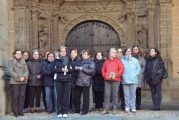 Concentración en Los Arcos contra la violencia de género