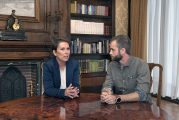 Reunión del alcalde Leoz con la presidenta Barkos sobre la carta de capitalidad