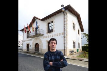 NUESTROS ALCALDES - Ramiro Urra Markotegi - Valle de Yerri - “Vemos el presente del  valle con posibilidades”