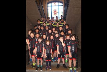 El Club Ciclista presentó a sus equipos