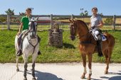 El arte  del rejoneo,  de padre a hijo