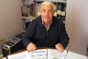 Esteban Ugarte pone a la venta copias de seis de sus trabajos con fines benéficos