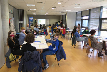 La Asociación Dictel retoma su actividad con un taller de mosaicos