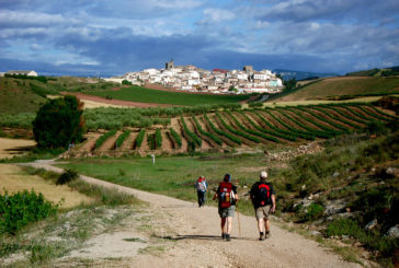 Cirauqui es febrero en el calendario del Camino de Santiago 2022 distribuido por Correos