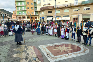 Las coplas a Santa Águeda sonaron en las calles de Estella
