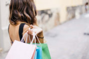 La Asociación de Comerciantes sortea 900 euros en vales de 10 euros para canjear por compras