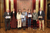 Recibimiento a las selecciones juvenil femenina y cadete masculina de balonmano, capitaneada por Iñigo Irisarri, del Bm. Lizarrerria