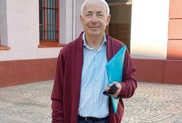 Esteban Ugarte firma tres nuevas publicaciones con fines solidarios