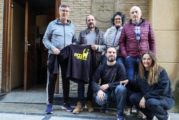 Peñaguda dona a la Asociación Vecinal del Casco Viejo y a Egapeludos el premio de Navidad