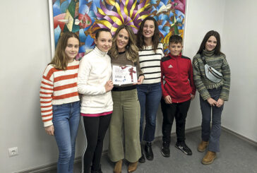 Lizarra Ikastola recaudó 1.700 euros en el III Mercadillo Solidario