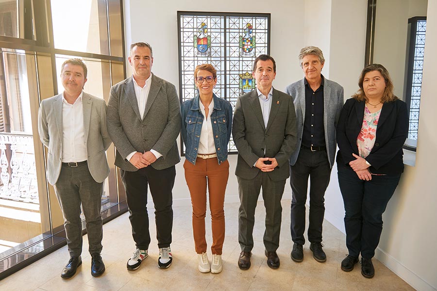 La presidenta María Chivite se reúne con Laseme