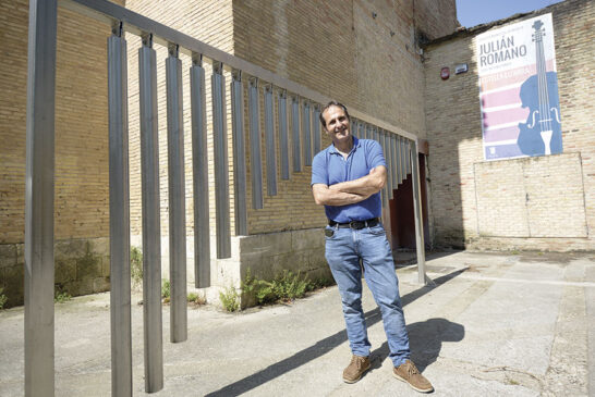 PRIMER PLANO - Ángel Manuel Luquin Seguín -  Director de la Escuela de Música - “Somos un centro muy estable y un referente”