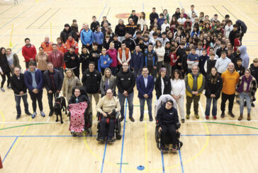 El juego inclusivo reunió a 150 alumnos en el polideportivo estellés