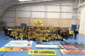 El Bm. Lizarrerria presentó a sus doce equipos para esta temporada