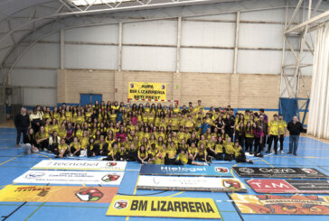 El Bm. Lizarrerria presentó a sus doce equipos para esta temporada