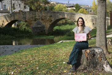 PRIMER PLANO - Estitxu Castellano - Autora de  ‘Cuento de mamas para mamás’ - “El objetivo es acompañar con menos juicios y más compasión”