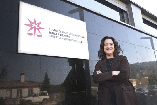 PRIMER PLANO - Carolina Salvador Pisón - Decana del Ilustre Colegio de la Abogacía de Estella-Lizarra -  “La falta de personal y la rotación ralentizan mucho la actividad de los juzgados de Estella”