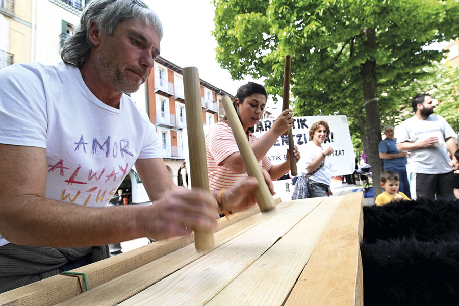Talleres, música, homenajes y deporte en el Lizarrako Eguna