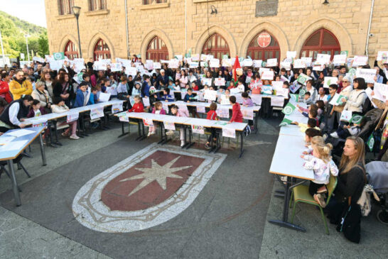 Un ‘aula’ en la Coronación reclamó el mantenimiento de unidades en Infantil