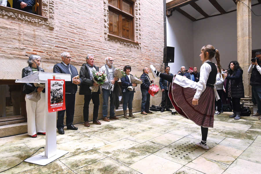 Homenaje institucional en el 50 aniversario de los Sucesos de Montejurra