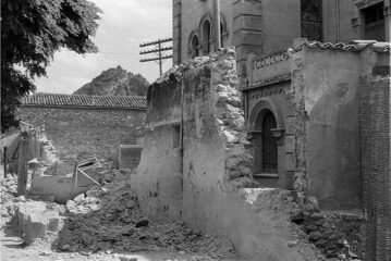 AYER Y HOY - Fachada del colegio   Santa Ana-Paseo de  la Inmaculada  / 1958
