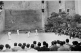 'AYER Y HOY' - Frontón de San Miguel en la plaza Mercado Viejo / Década de 1950