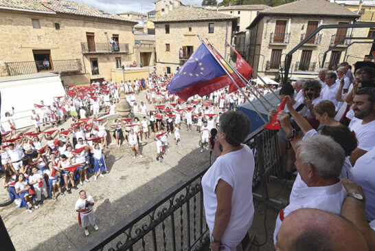 La Asociación Musical Hálito de Montejurra inauguró las fiestas de Dicastillo