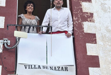 Marian Ganuza, gerente del Consorcio Tierra Estella, tiró el cohete de las fiestas de Nazar
