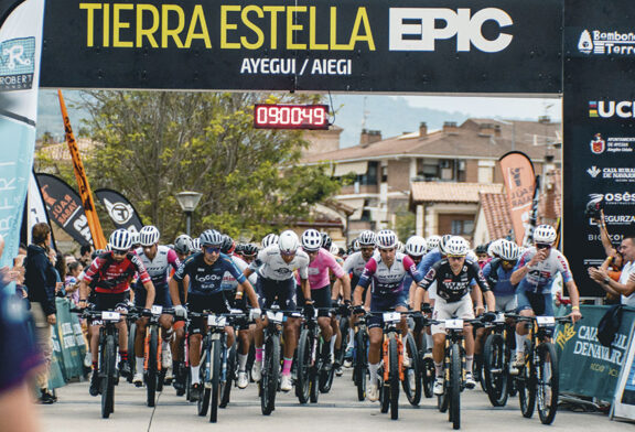 Gerard Blanch y Corina Mesplet conquistan la X Tierra Estella Epic