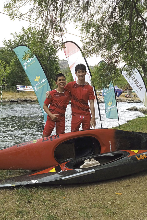 Estreno de dos jóvenes del Ega Kayak en el Campeonato de España por Autonomías