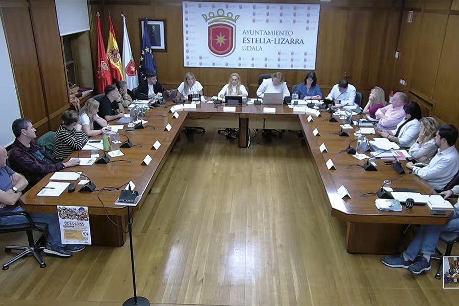 El PSN exige informes sobre el cumplimiento de los contratos de limpieza viaria y de la gestión del polideportivo municipal